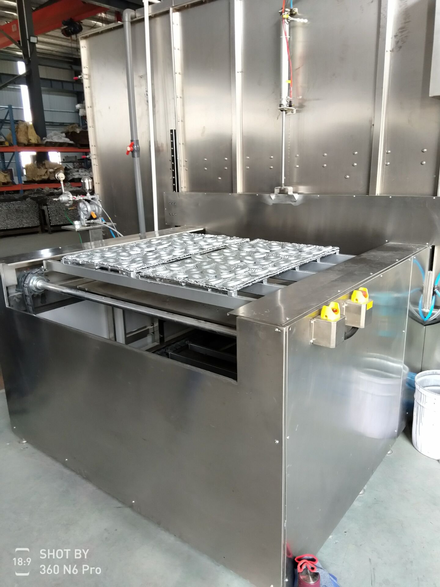 Fastener Spray Coating Machine Automated Production Line for Metal Product Painting