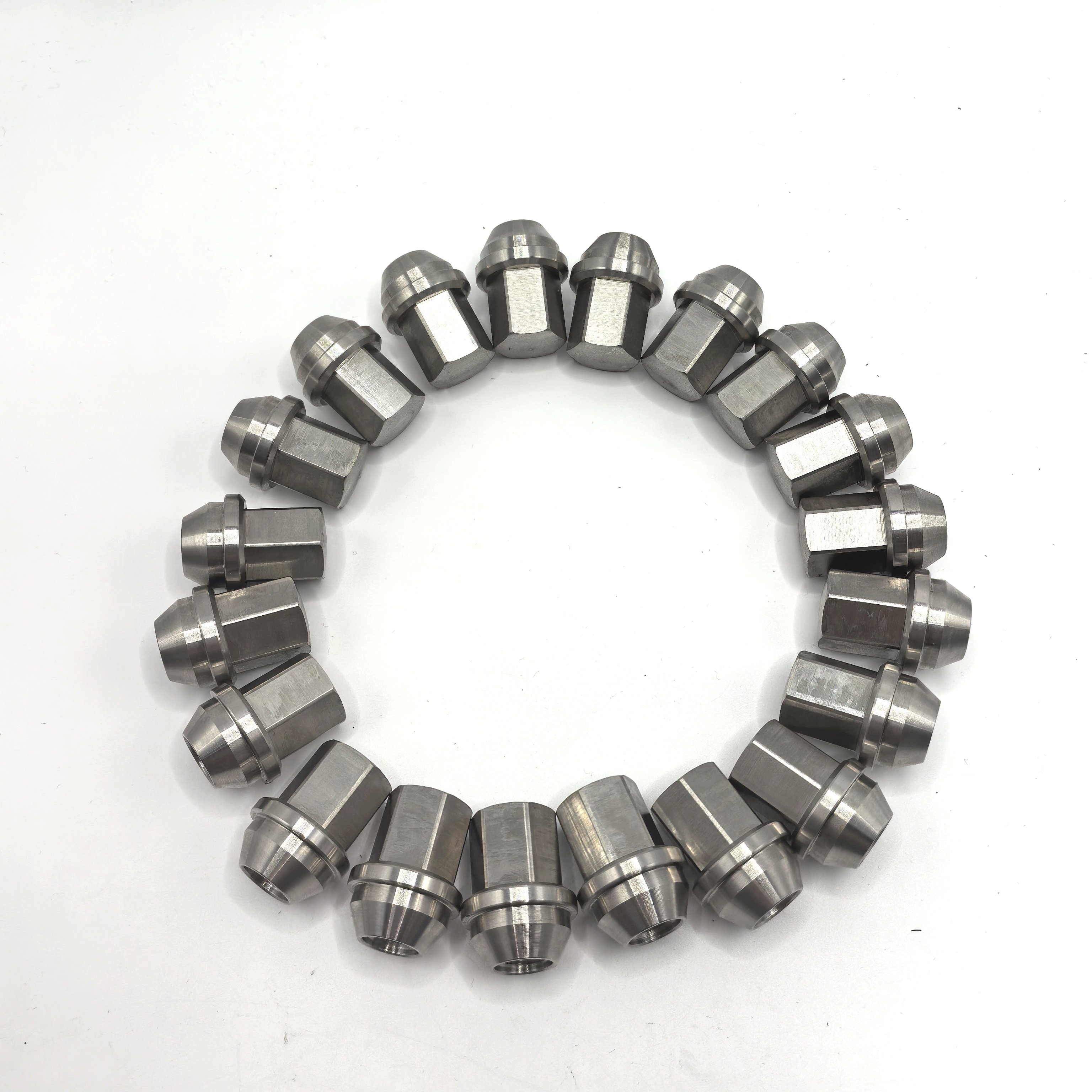 High Quality Stainless Steel Wheel Nut 12x1.5 for Chevrolet Cruze New Condition Auto Parts Lug Nut Car Nut