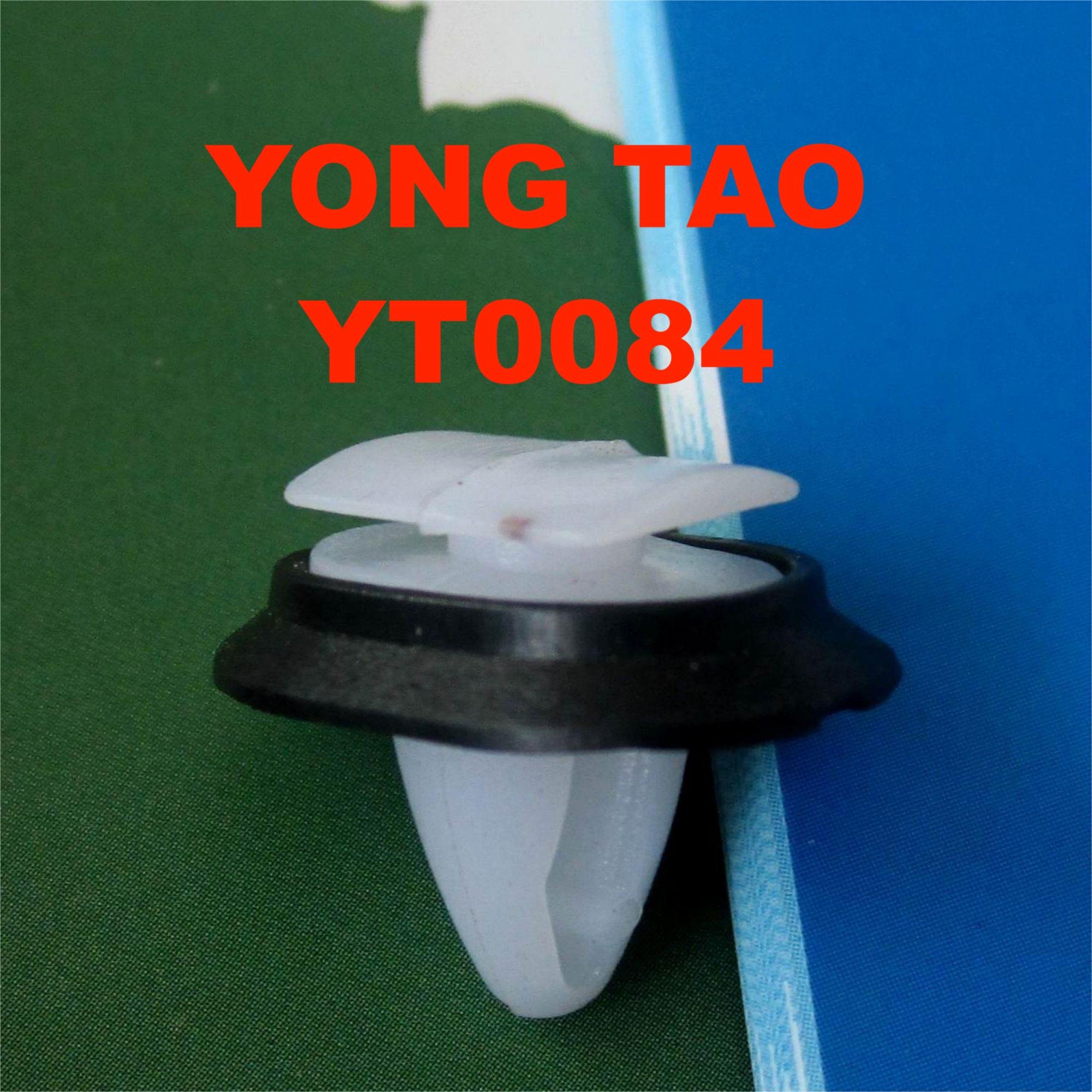 YT0084 Is Suitable for Mercedes-Benz Fiat logo Car Suitable for Waterproof Buckle Door Panel Fixed Buckle Car Clips