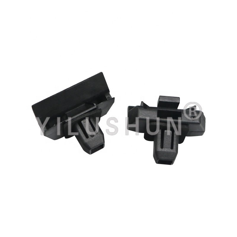 D568 Nylon door fastening screw wheel eyebrow clip 52197-52010
