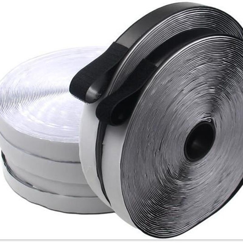 Amazon Hot Sale Velcroed Adhesive Helmet Black Window Screen Self-adhesive Car Hook and Loop Tape Adhesive Bandage Velcroes
