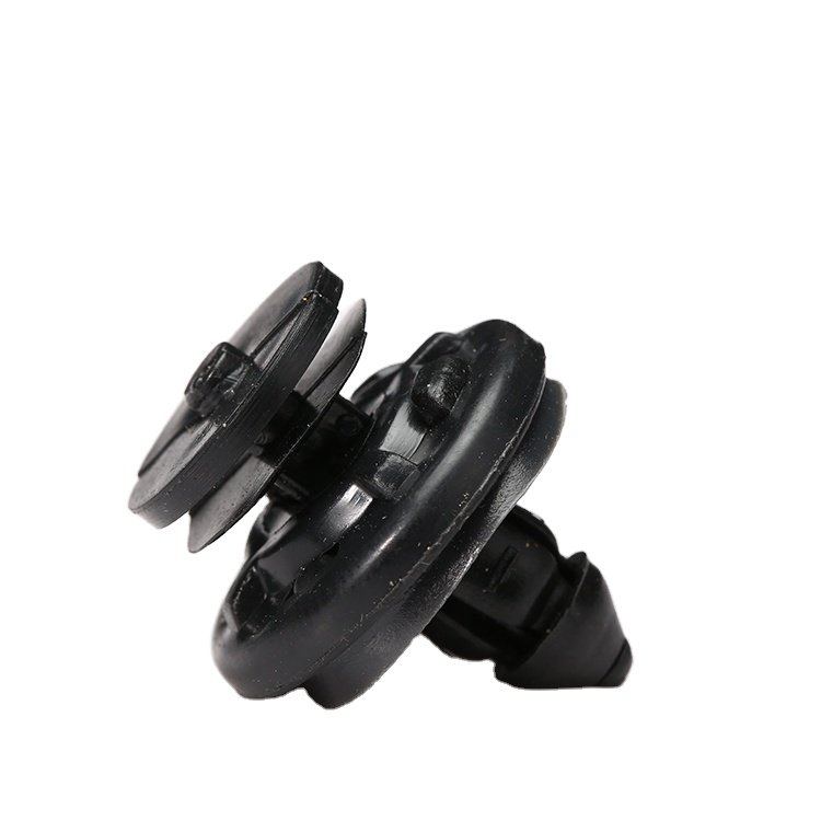China Manufacture High Quality Auto Clips Fastener / Plastic Rivet for Car