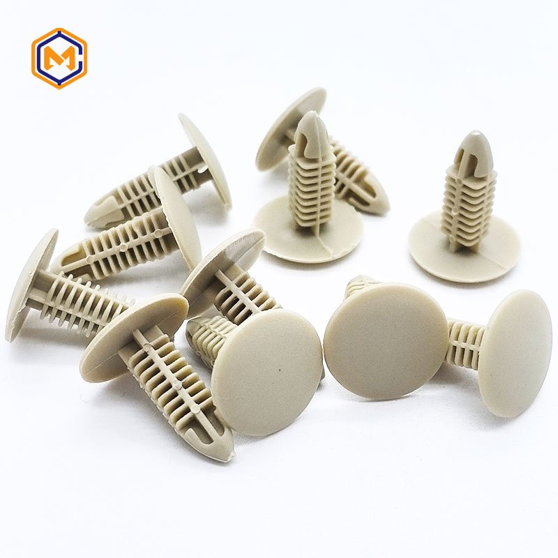 Auto plastic clip fastener for cars