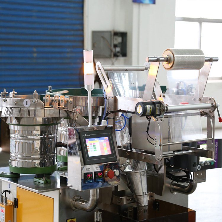Automatic counting packaging machine for nails screws hardware bagging