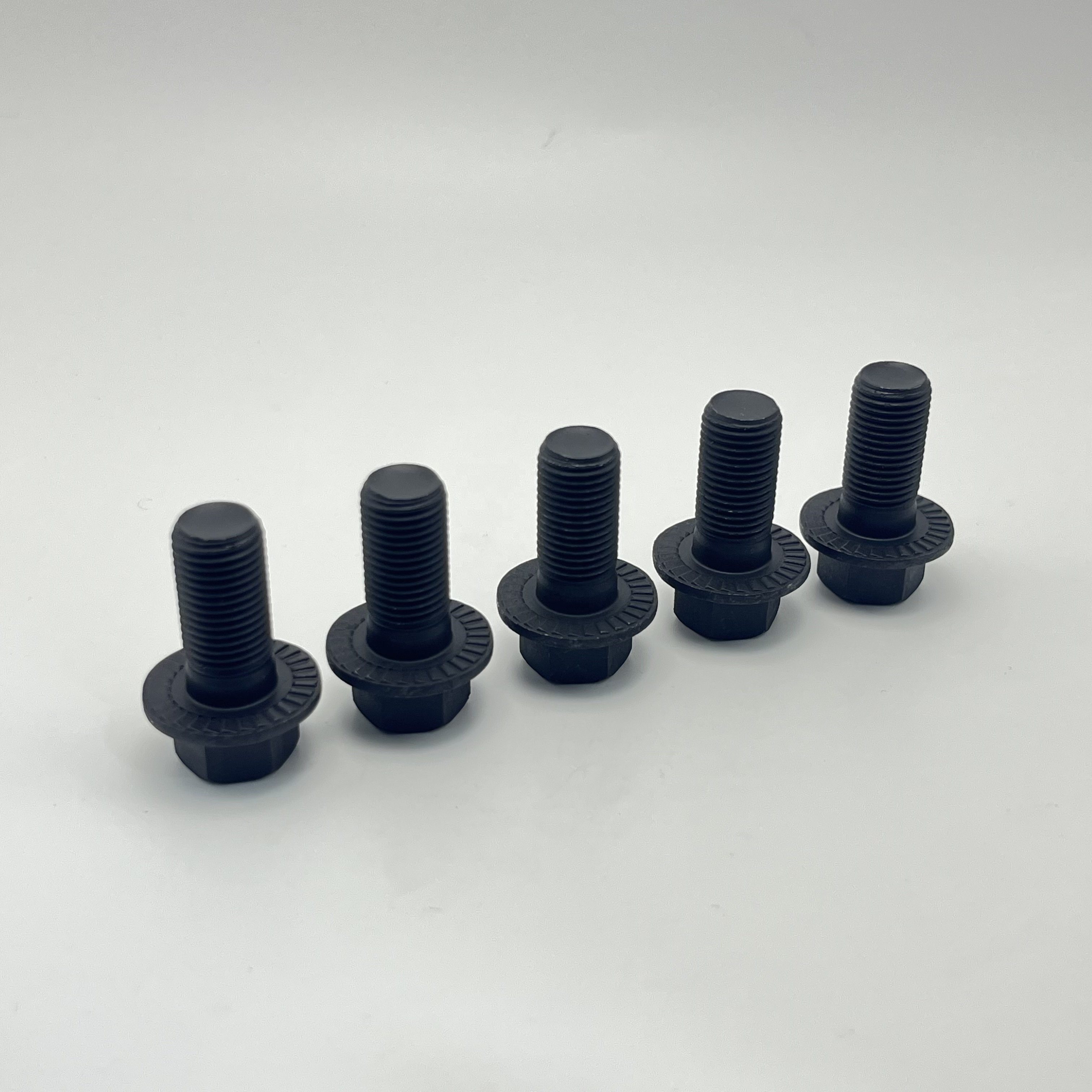 High Tensile Carbon Steel DIN6921 M8 M10 M12 Fastener Black Bolt Nut Hex serrated flange bolt