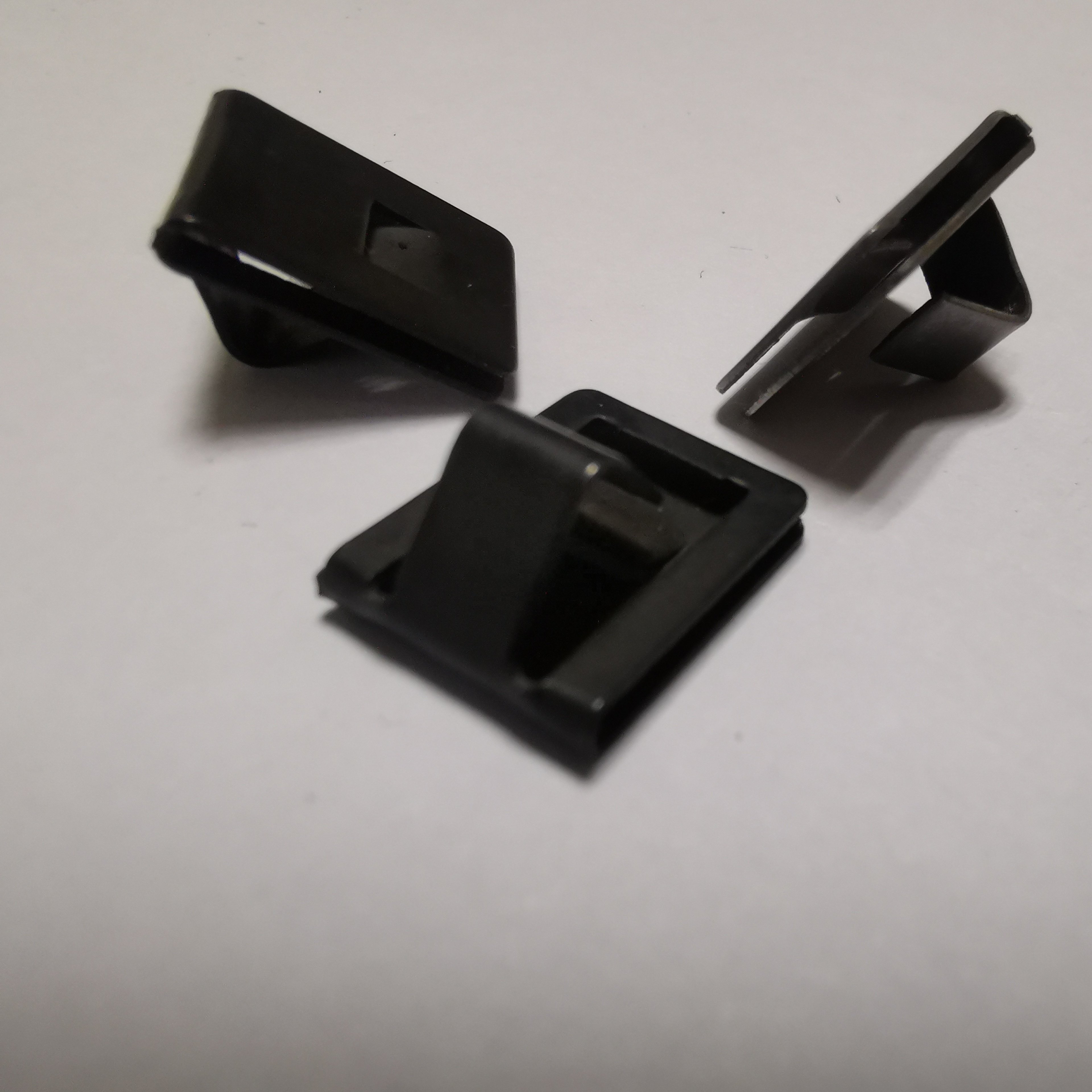 Car Stamping Fastener Spare Parts Customized Hardware Metal Automobile Car Clips Clamps