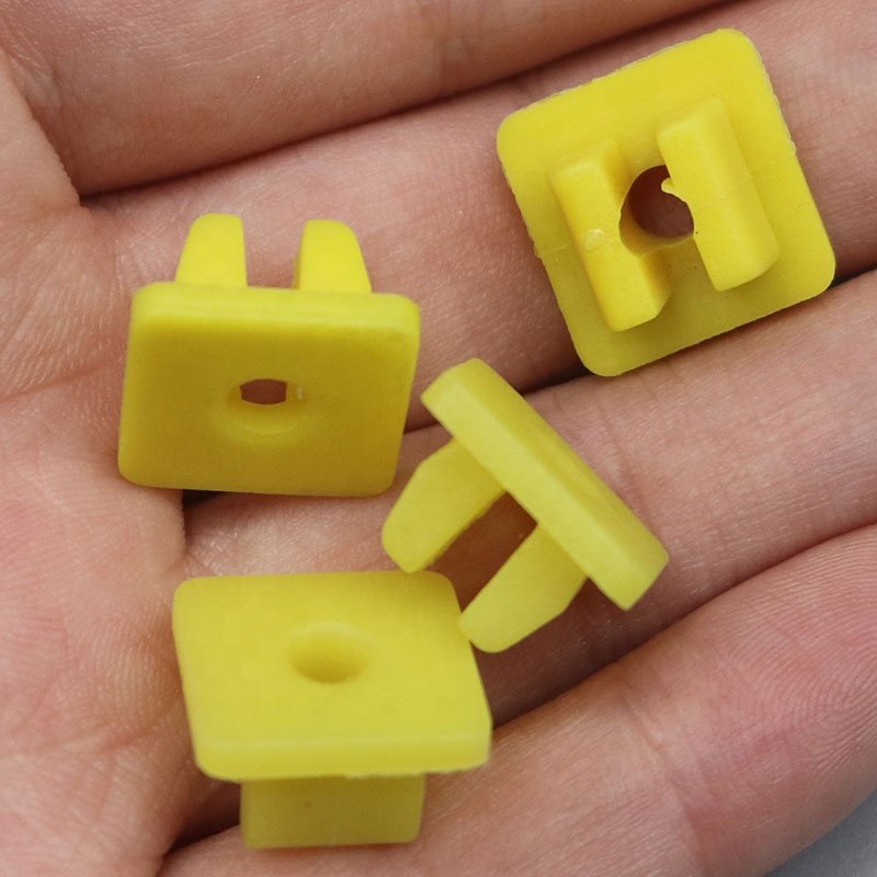 K118 Hot sale high quality fasteners vehicle plastic self tapping screw base 90467-10201