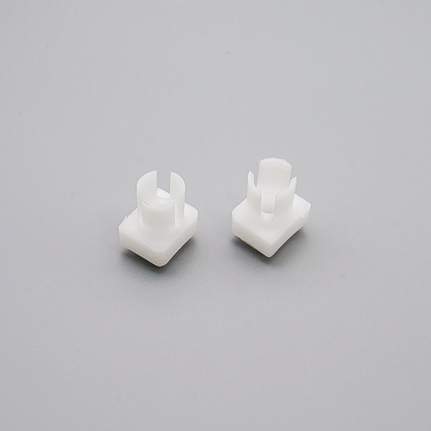 Car Headlamps Front Combination Lights 531# Plastic Mounting Bolts Clips