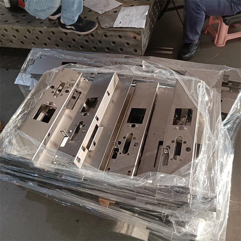 High Quality Customized Stainless Steel Spring Clip Fabrication Metal Sheet Bending