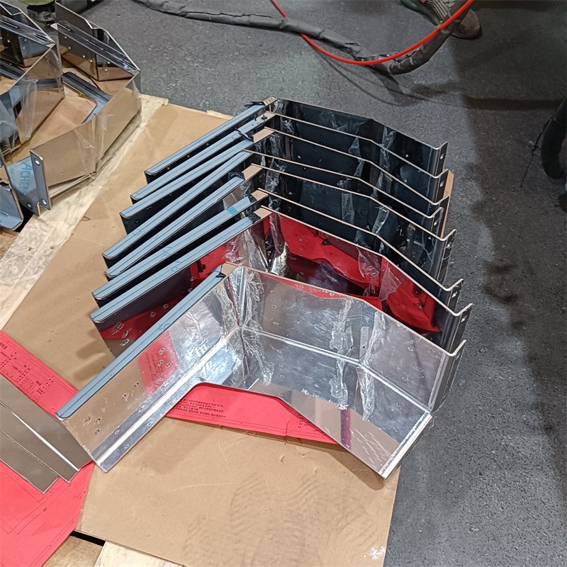 High Quality Customized Stainless Steel Spring Clip Fabrication Metal Sheet Bending