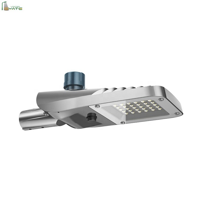 Tool less fastener designHigh and low temperature resistant SELENE Series LED Street Lights