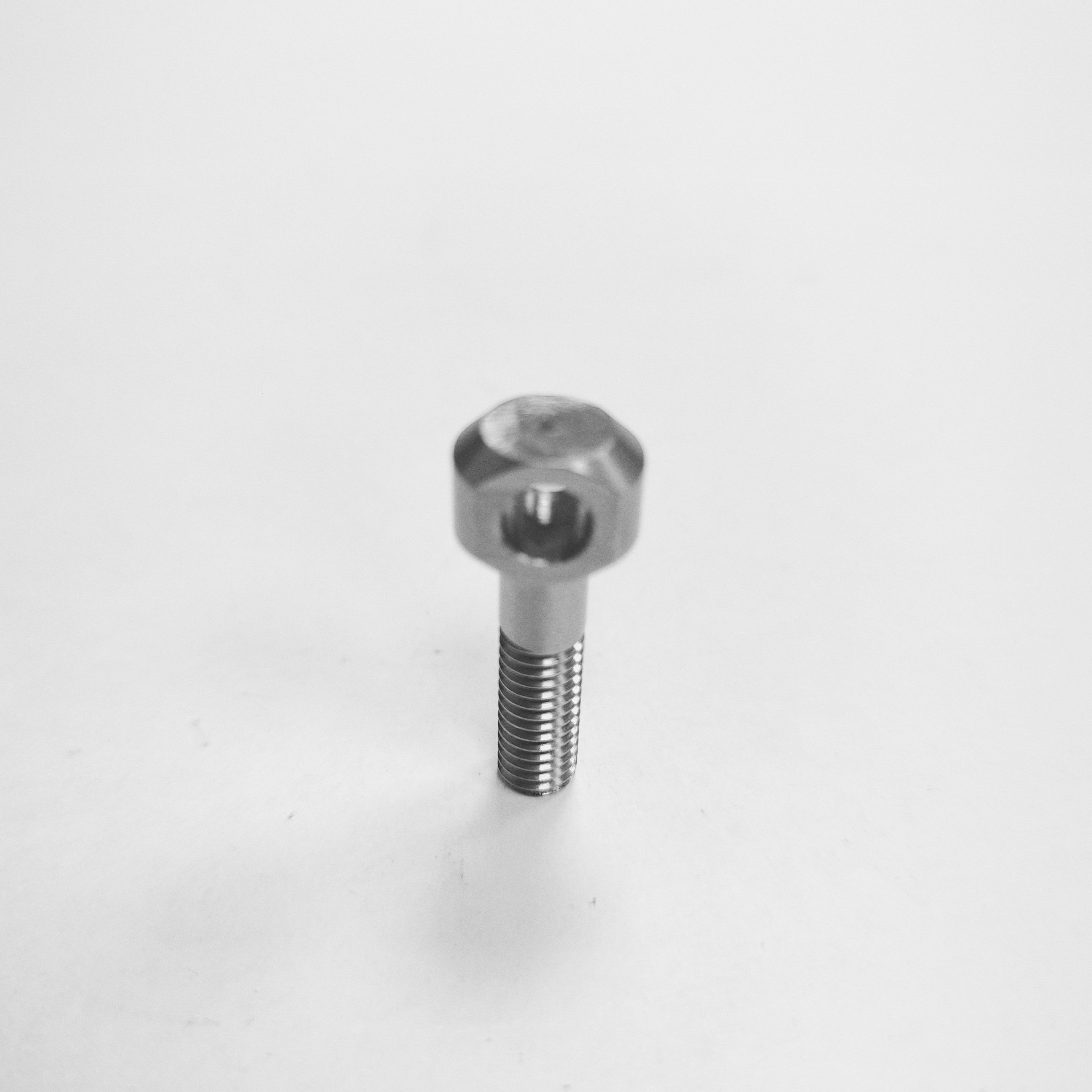 Automatic high precision Cnc turning lathe machine making Electronic brass parts brass nuts inserts pins