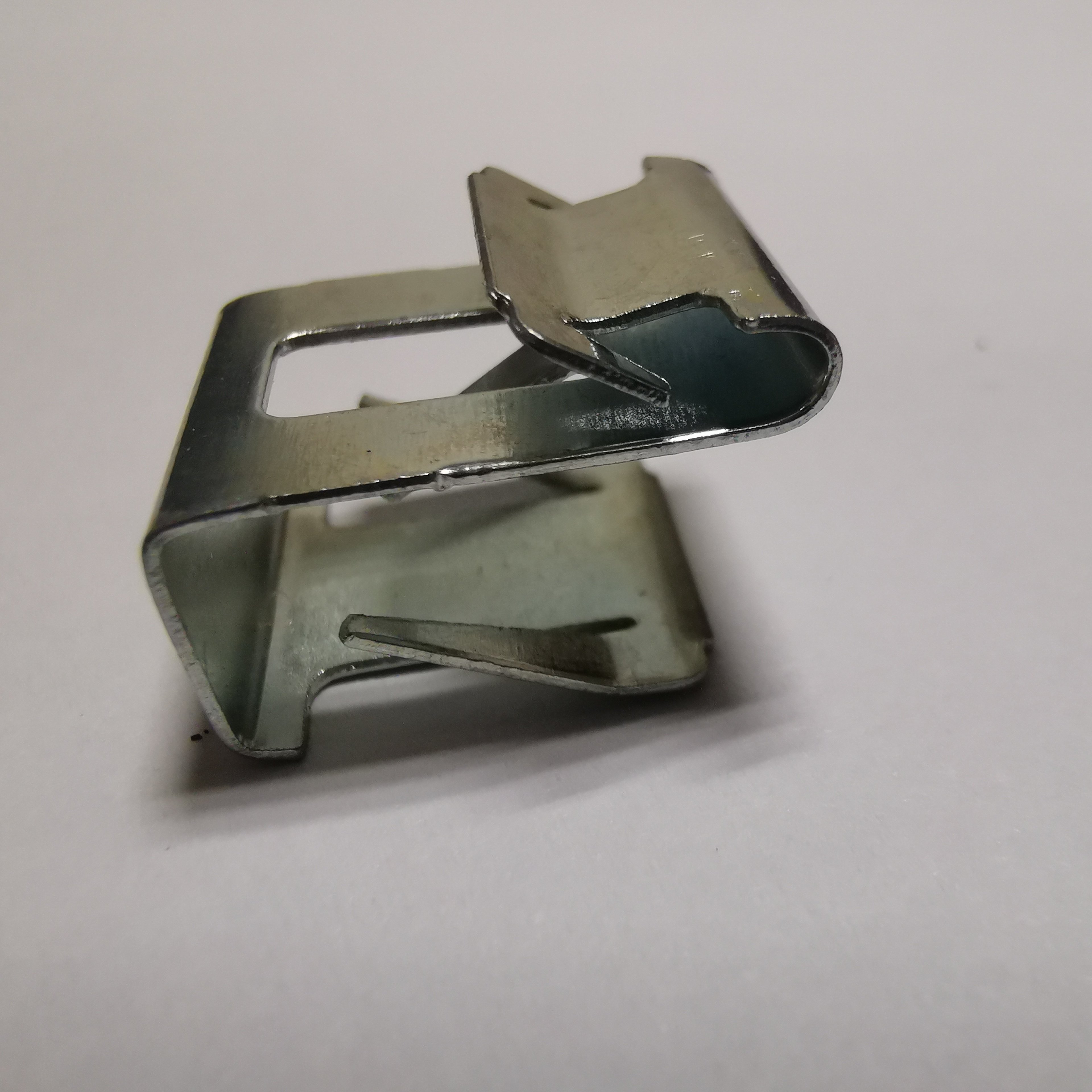 Car Metal Parts Fasteners Customized S Shape Car Hardware Auto Steel Fixing Cable Clips
