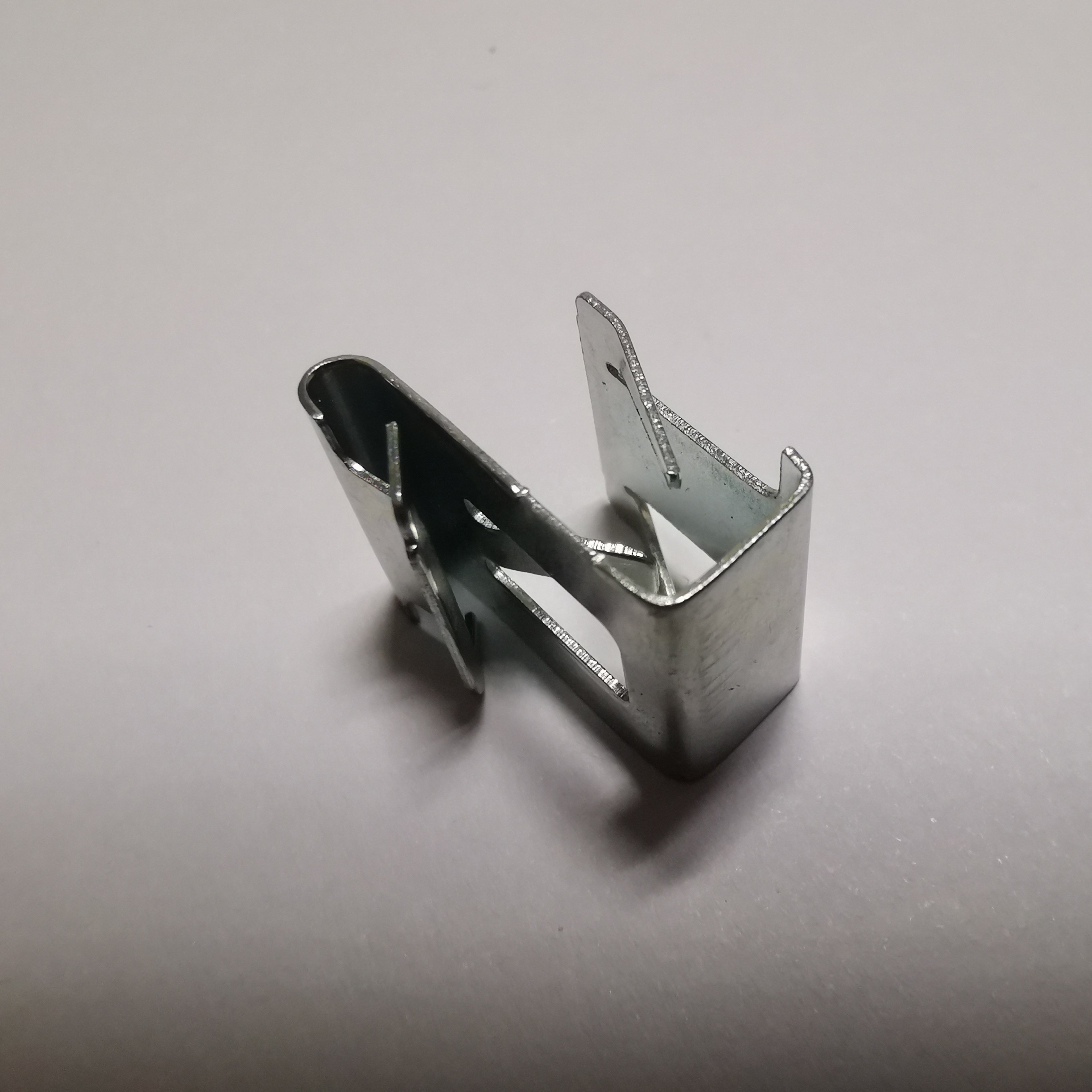 Car Metal Parts Fasteners Customized S Shape Car Hardware Auto Steel Fixing Cable Clips