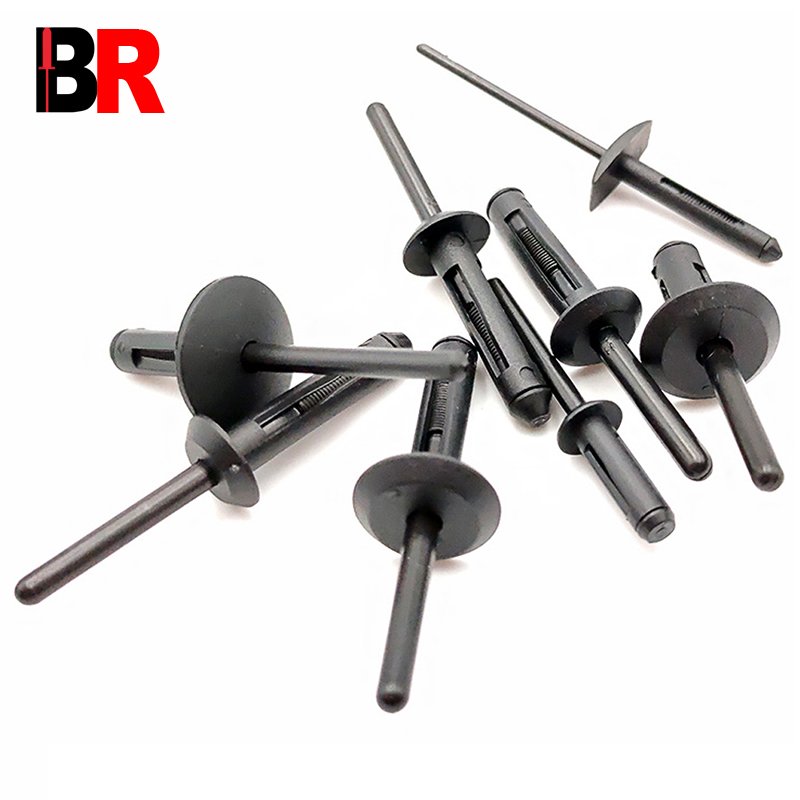 Aftermarket Auto Plastic Blind Rivet With Nylon Mandrel