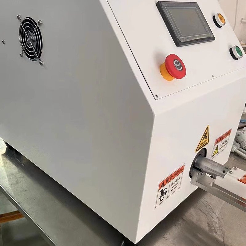 Nuts Screwing Tightening Machine