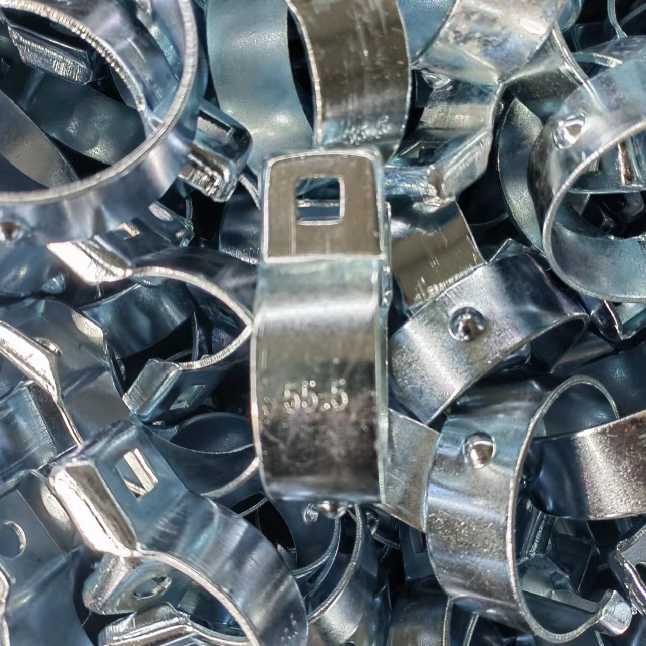 High Quality Exhaust Tube Pipe Connector Joiner With Sleeve Exhaust Clamp Connector