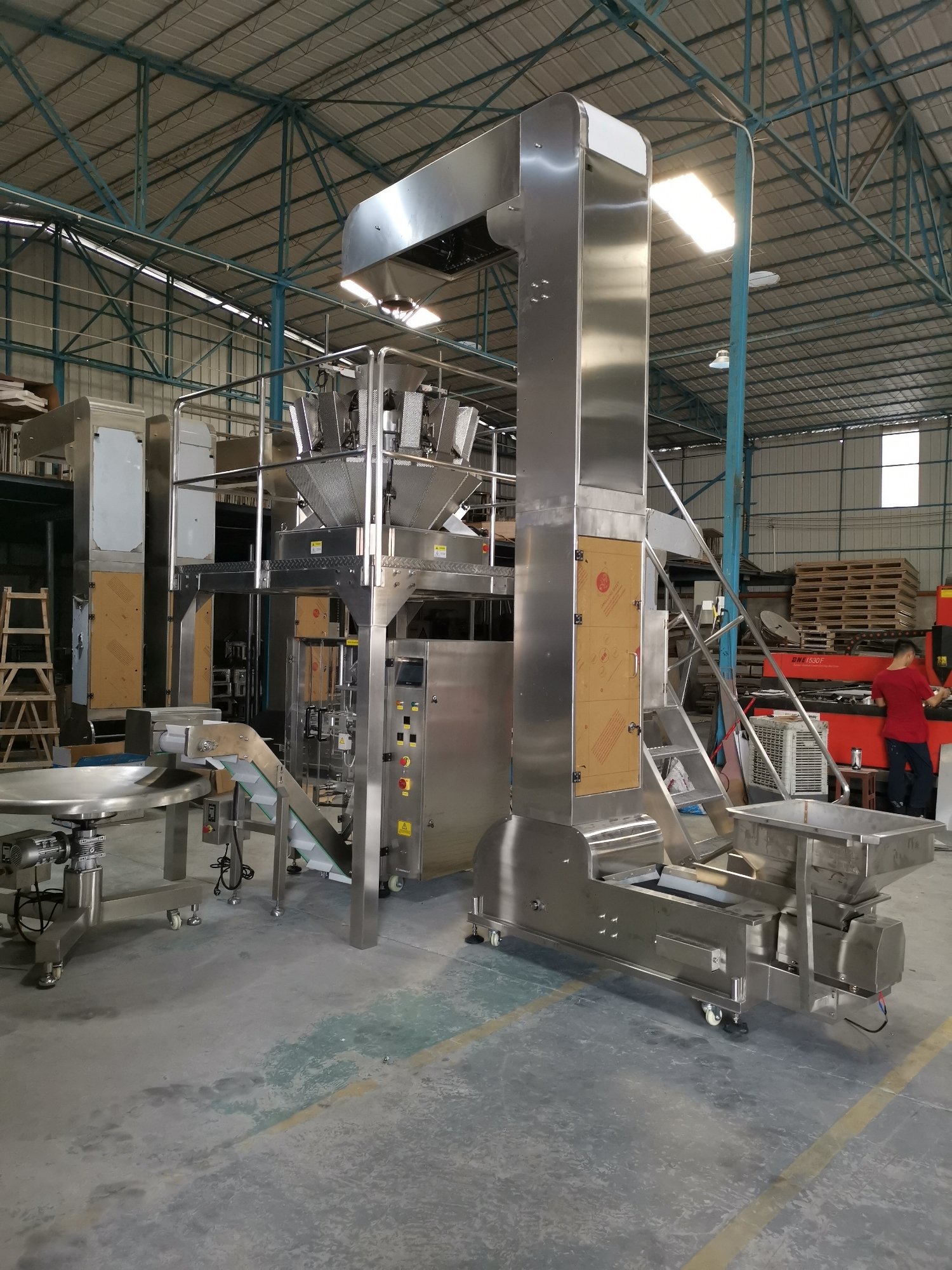NEW Gearbox Hot Sale Puffed Food, Chips Packing Machine, Full Auto Prod. Line with High Quality in Food Industry