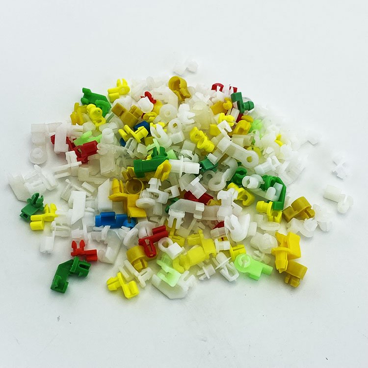 Various models of mixed packaging high quality automotive plastic clips fasteners car lock clip car modification clip