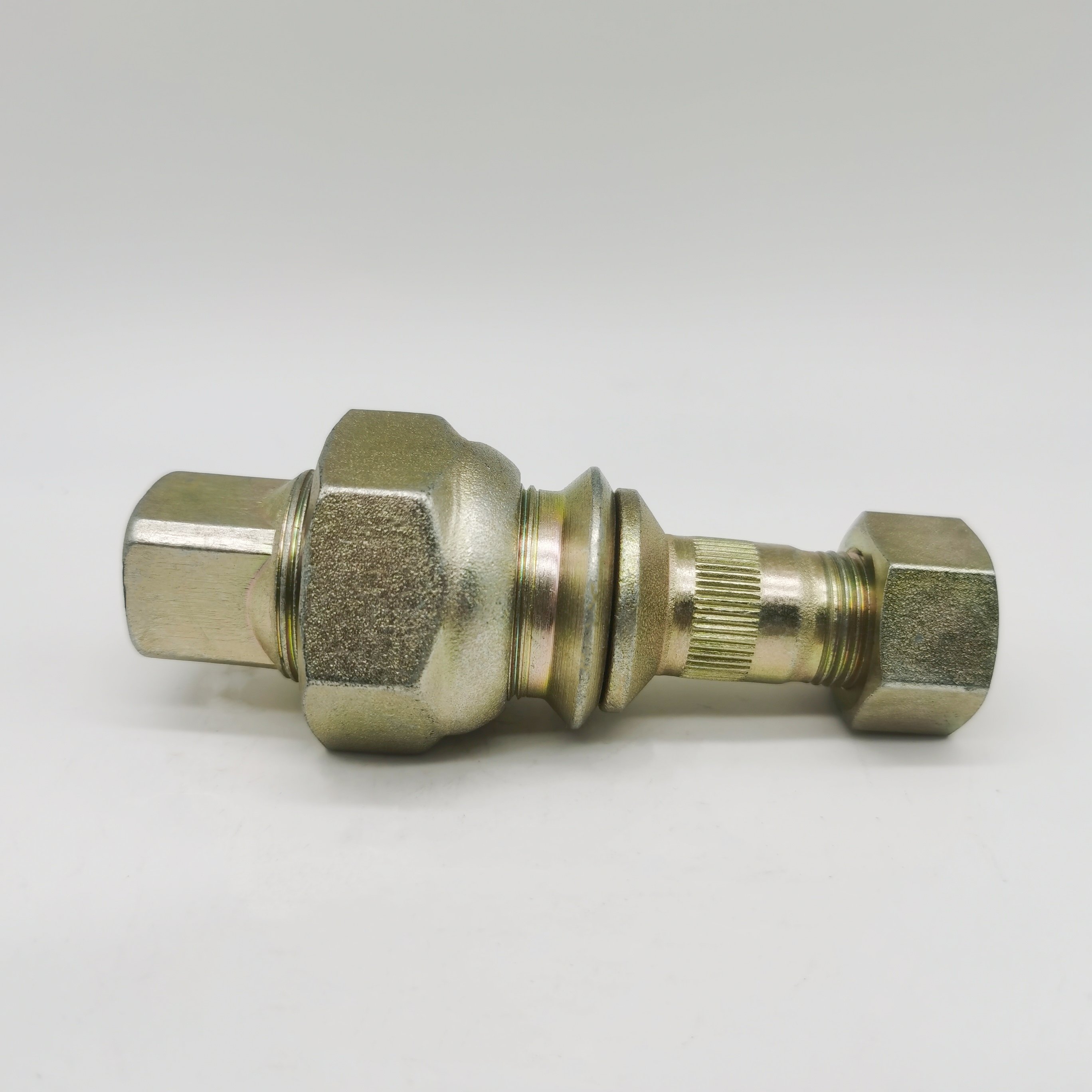 High Strength 10.9 Auto Parts Mitsubishi Canter LH RH Truck Accessory Rear Wheel Bolt