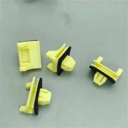 Door Trim Panel Retainer Clips Body Side Molding Clip for Toyota