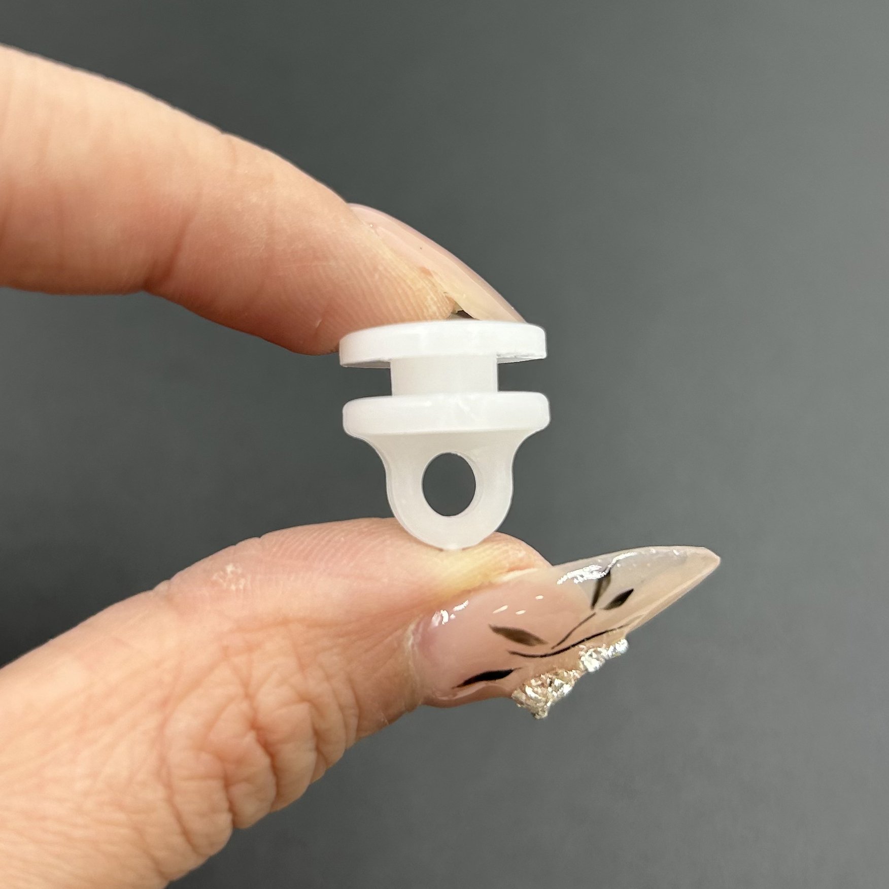 High Quality S-Shaped Wave Ripple Fold Curtain Track Runner 8 cm Spacing Track Accessories Fastener Clip Curtain Poles
