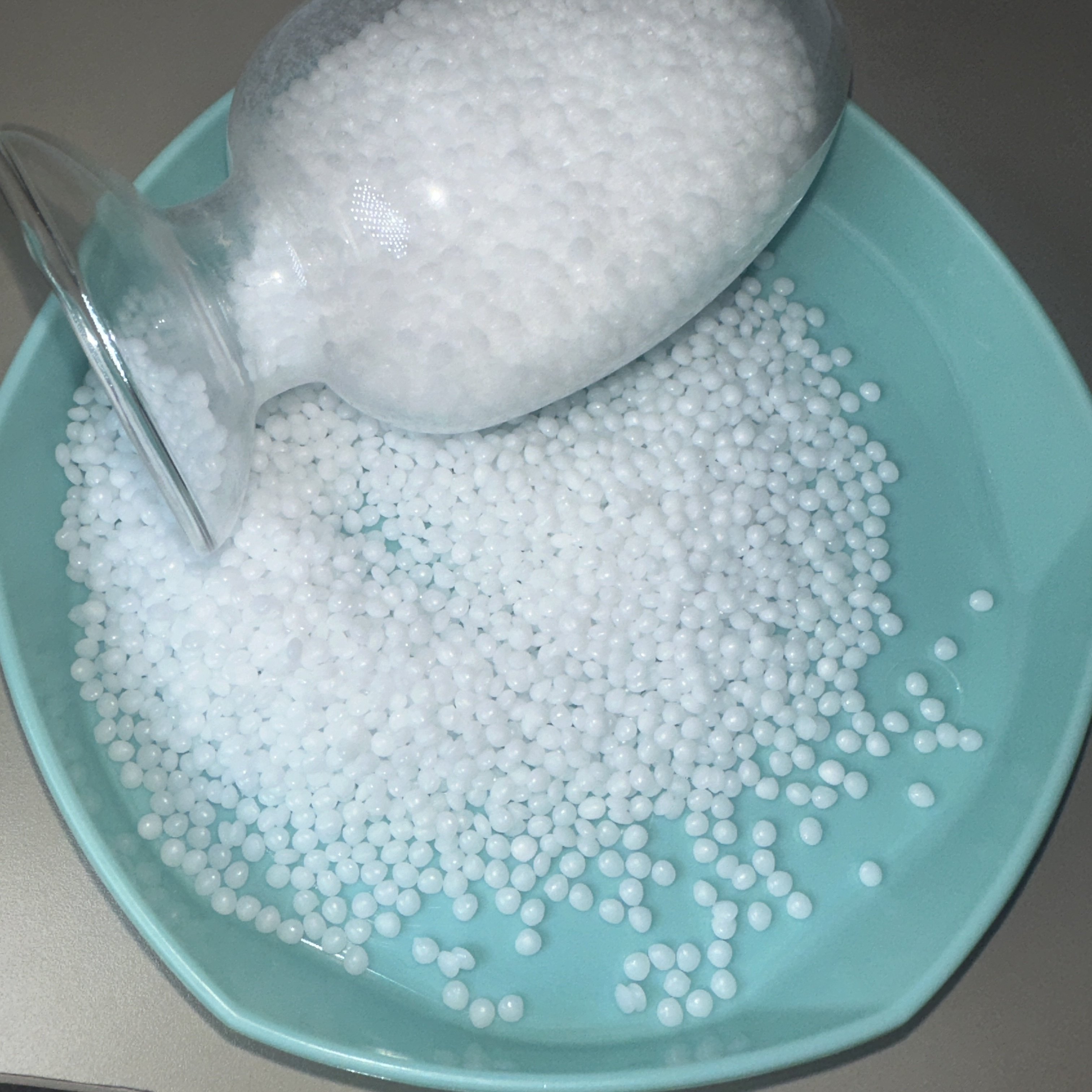 Manufacturer POM granules resin POM M120 pellet with high hardness for Automotive electronics