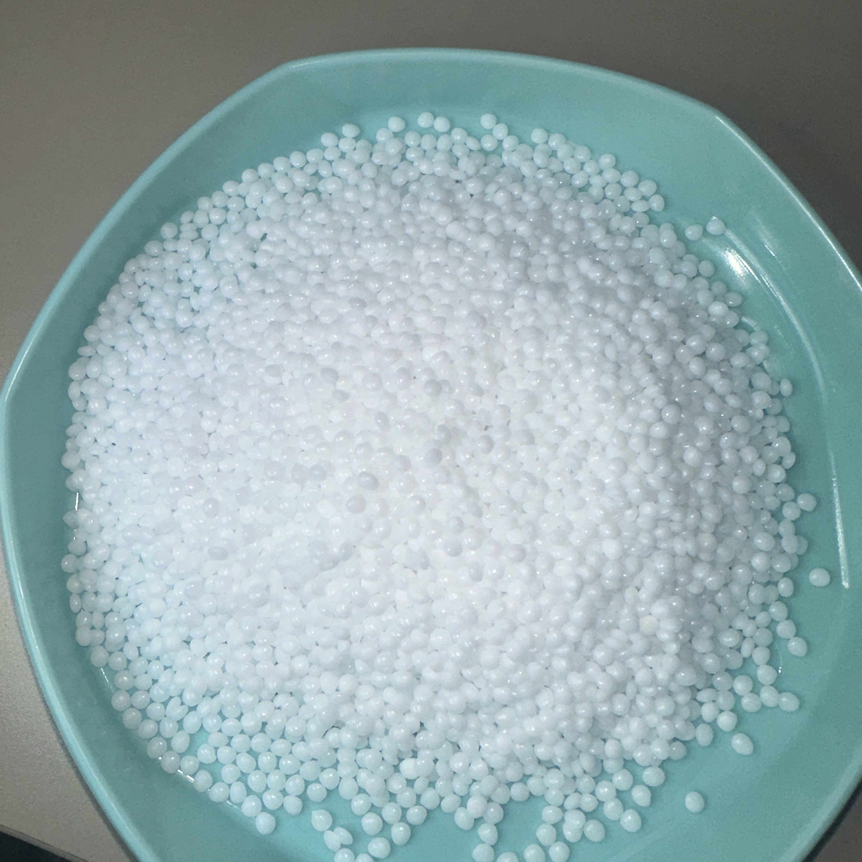 Manufacturer POM granules resin POM M120 pellet with high hardness for Automotive electronics