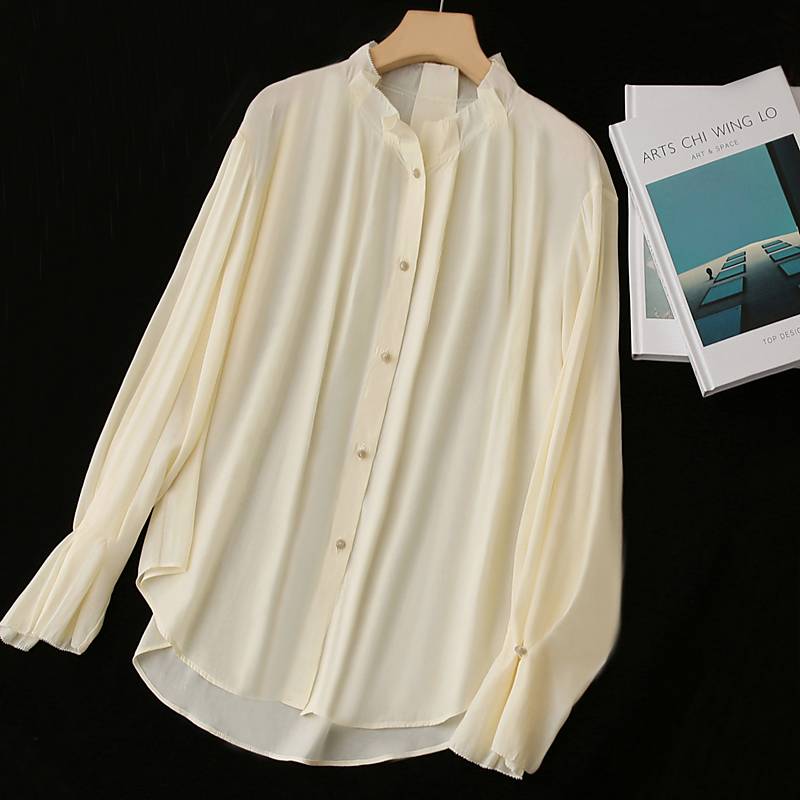 The mall withdraws the cabinet!Light texture comparable to silk!Great white goose yellow!Lace collar long sleeve female shirt