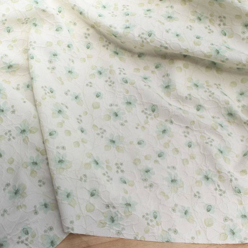Beige three -dimensional anti -wrinkle relief printing printed cloth clothing small dress cheongsam dress fabric