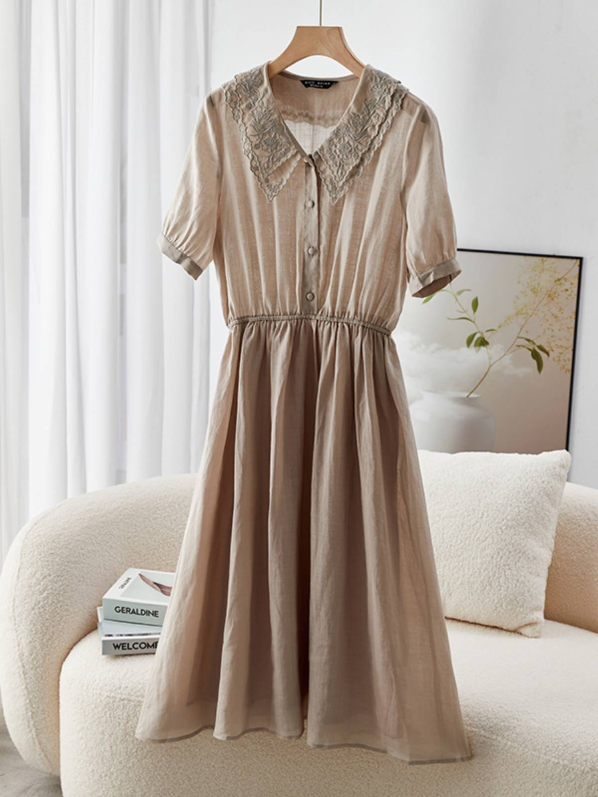 100%ramy embroidery exported to Europe and the United States original single OL intellectual elegant court wind embroidery dress in the long skirt