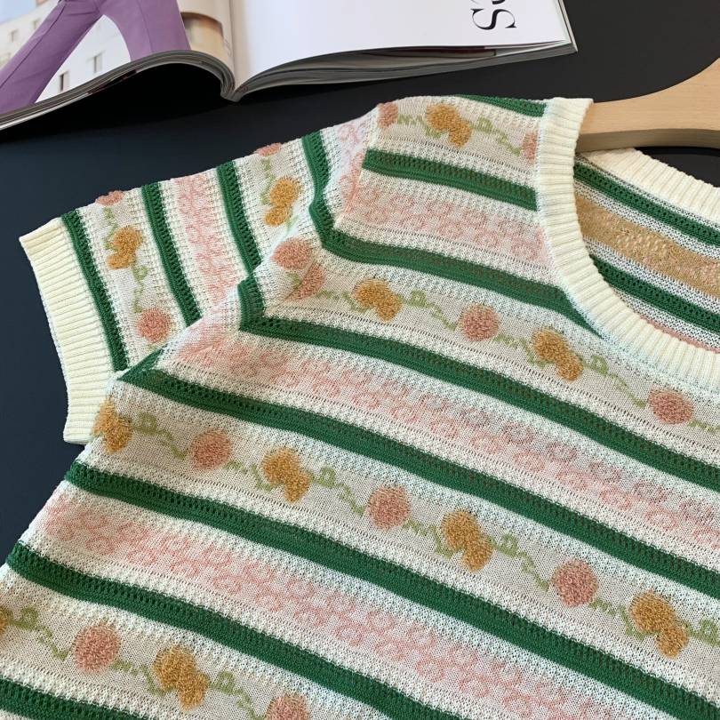 French silk linen women's hook flower hollow sweater top color striped stripe short -sleeved color strip T -shirt female summer