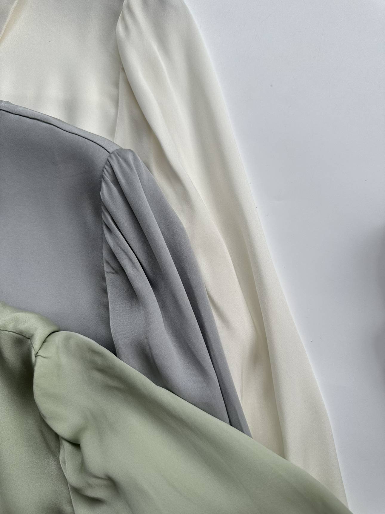 Rare beef goods, you can not be required, the law department C series, heavy 25mmi real silk double -sleeved shirt female