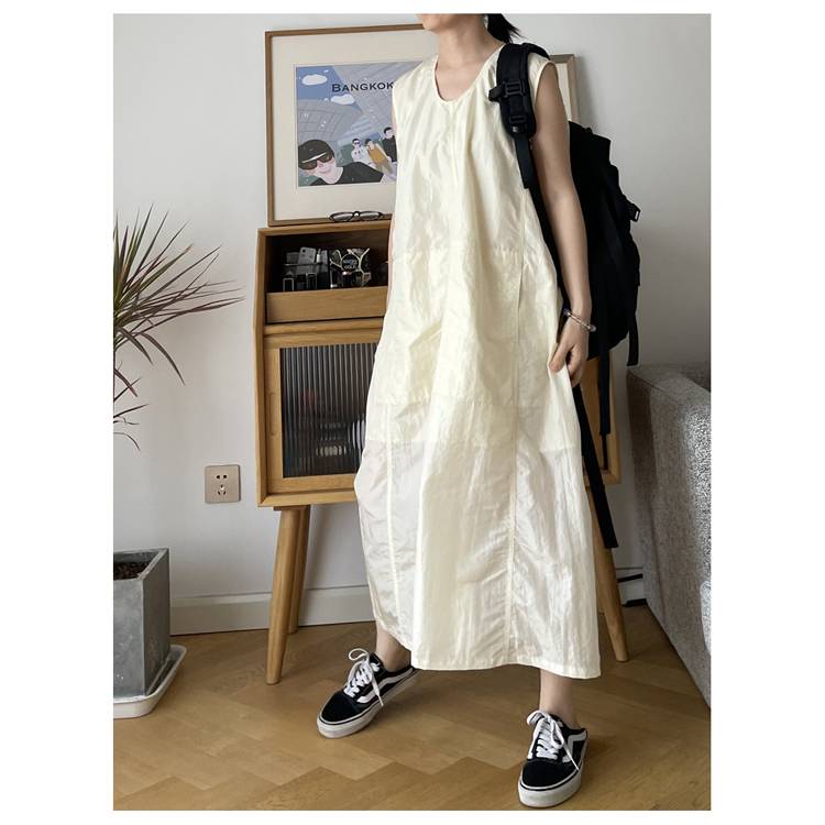 Gao Ding series Japanese commute minimalist straight sleeveless dress, round neckline, loose and thin vest skirt female