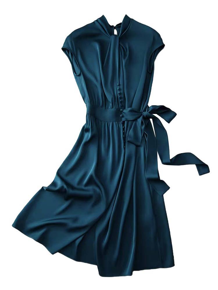 Luxury international big -name cutting label women's high -end temperament elegant and thin French satin acetic acid dress summer
