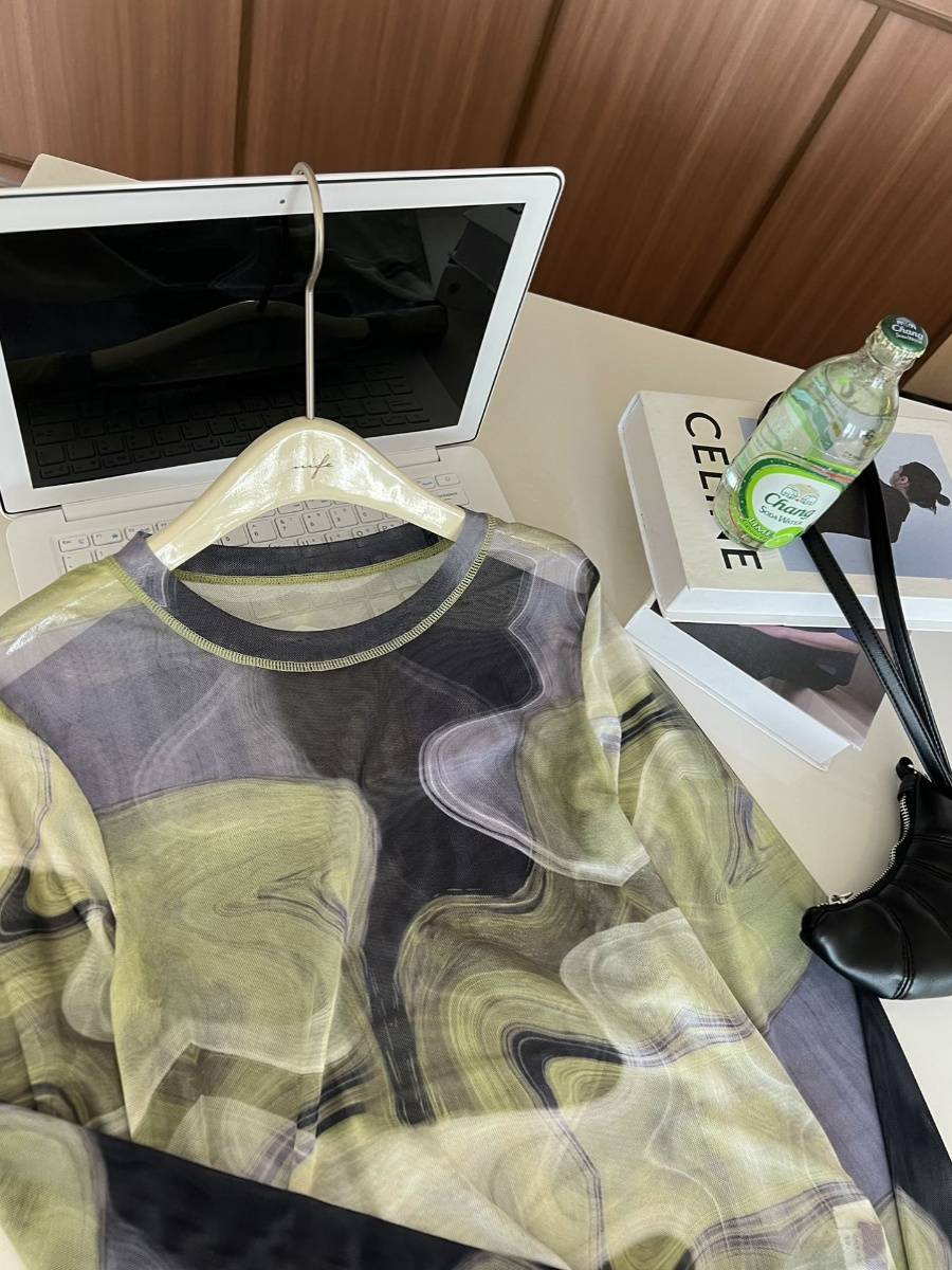 Factory orders ~ Spot spring and summer large -size ink ink faint art round neck long -sleeved mesh high bombs high bombs bottoming T -shirt