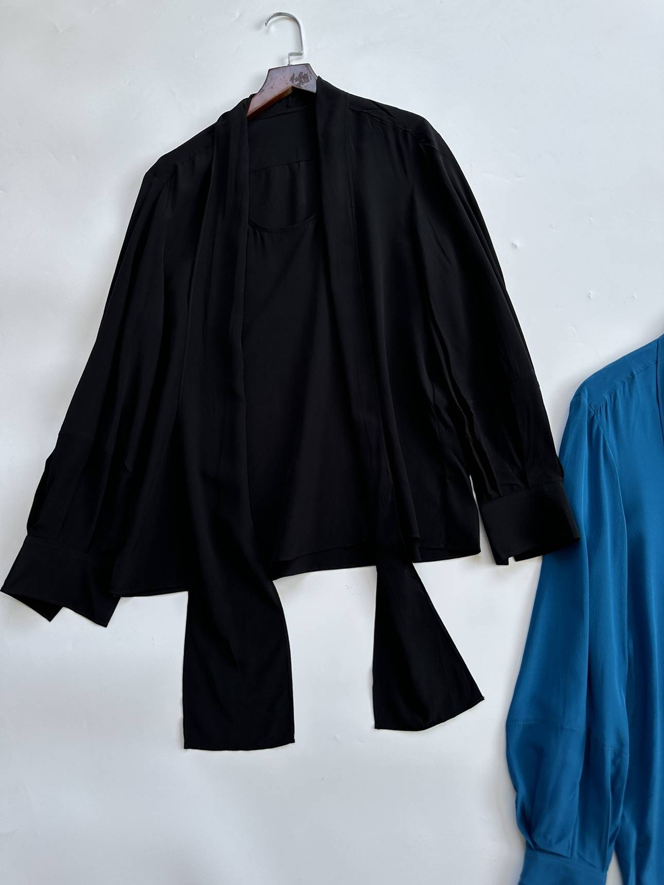 French romance without picking people ~~ French C series 21 Mimi real silk double -sleeved long -sleeved shirt.