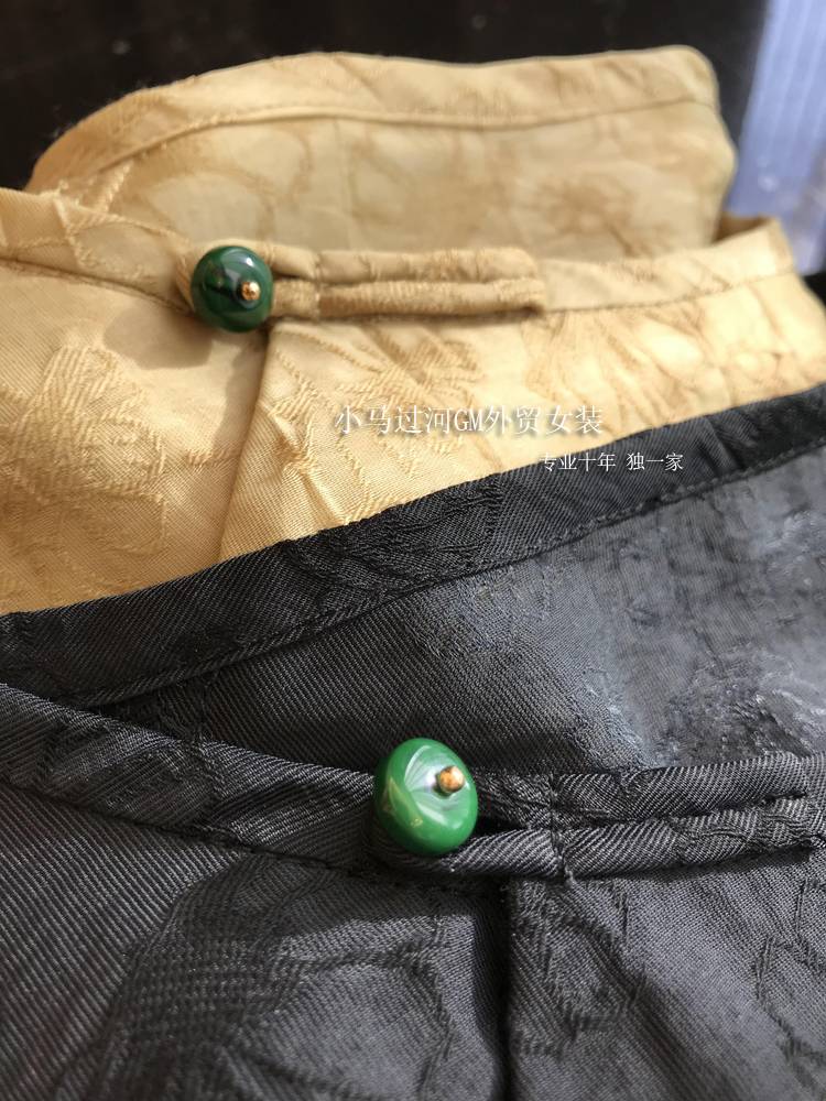 The shopkeeper stays, Silk blended fabric!The new Chinese texture jet flower plate buckle the silk round collar shirt female