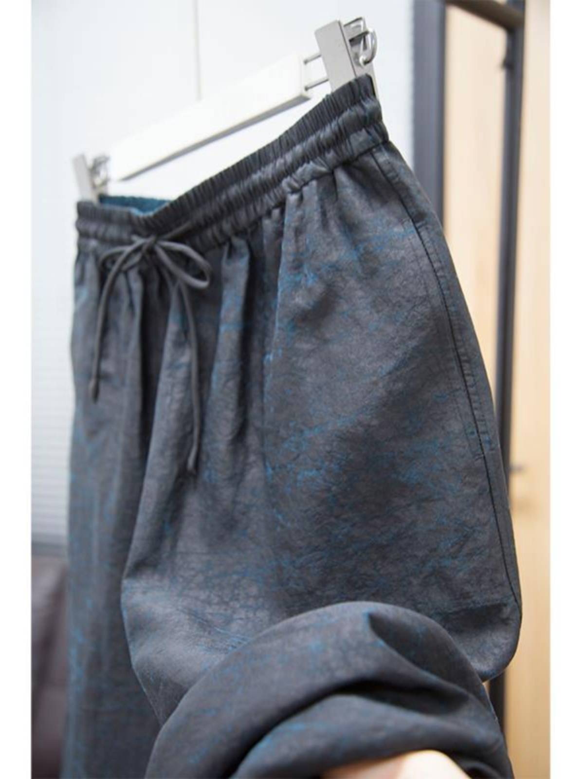 Japanese and Korean tail products cutting labels ~ blue double -sided wearing mulberry silk fragrant cloud yarn monochrome real silk casual pants