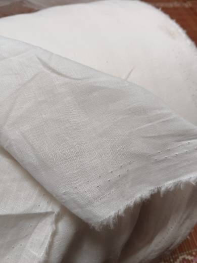 8303. Castle sand washing cotton is thin, soft, comfortable, slightly translucent half -drifting white summer clothing fabric tail goods