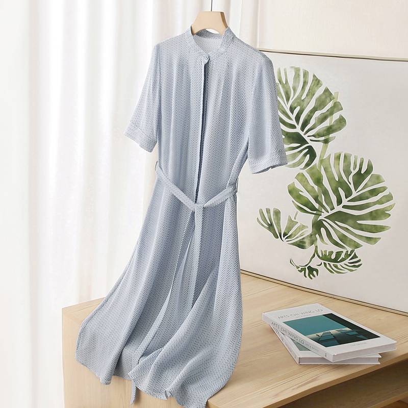 The brand's excess fabric is cut, and the cost performance is very high!100 pure silk printed dress high -end small small