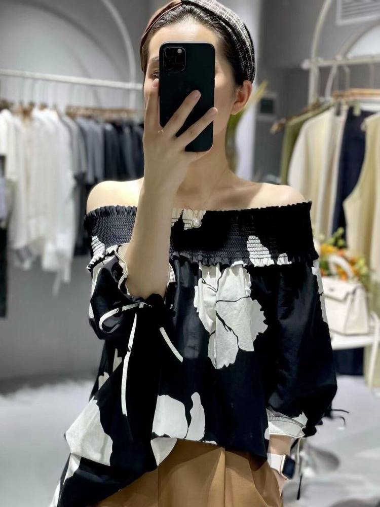 Brand withdrawal cabinet Clear Card European Style Fashion Words Received Black and White Printing Top Female Silk Silk Shirt