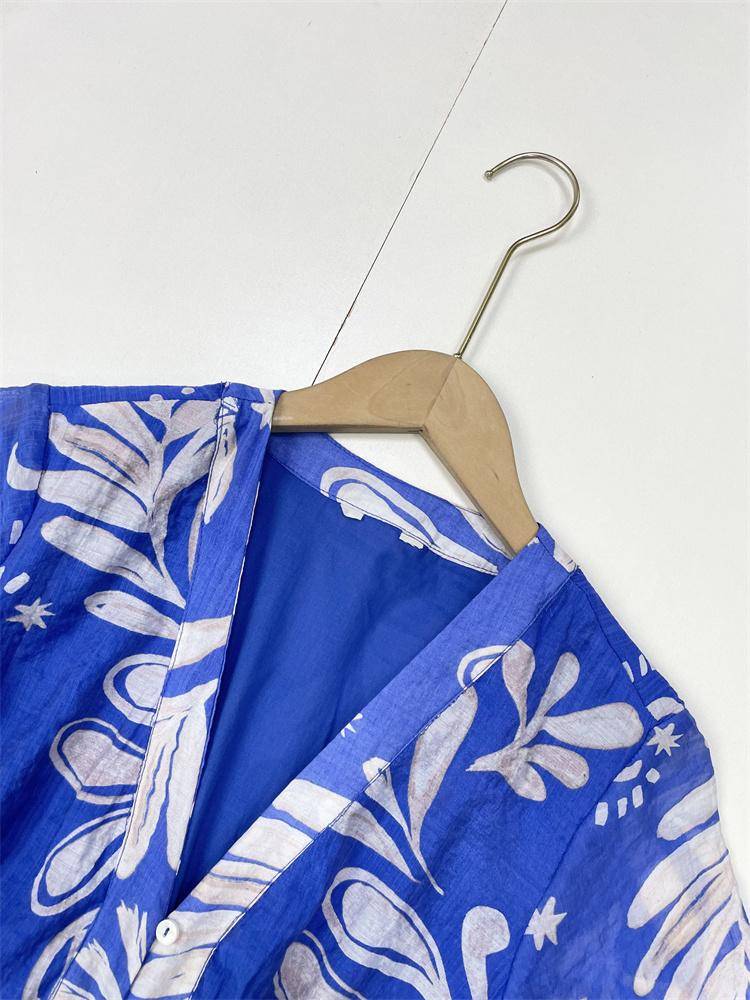 Y4 retro flower color ~ temperament casual external single 24 summer new women's V -neck horn sleeve dress