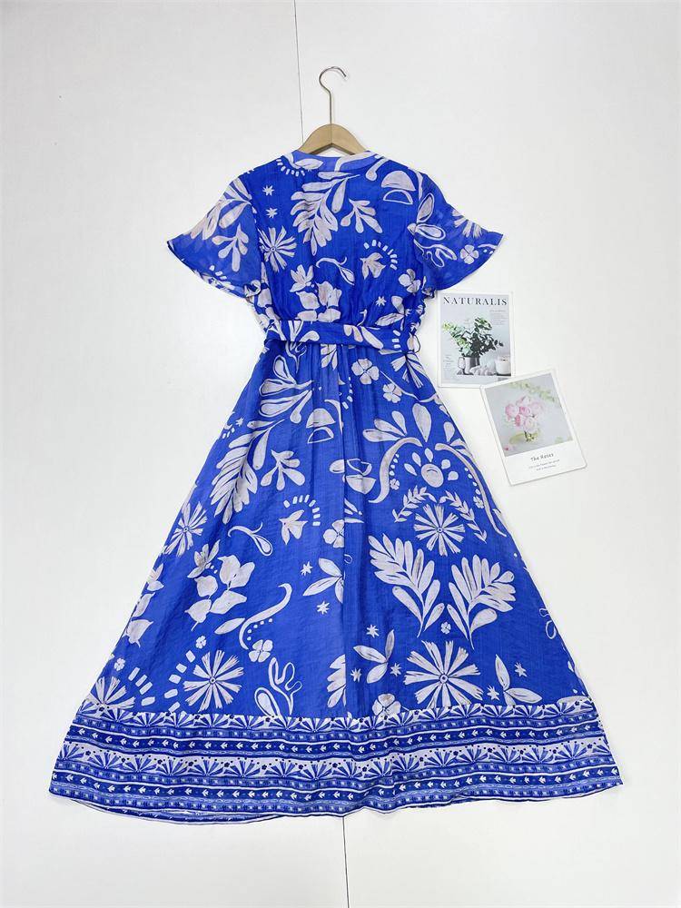 Y4 retro flower color ~ temperament casual external single 24 summer new women's V -neck horn sleeve dress