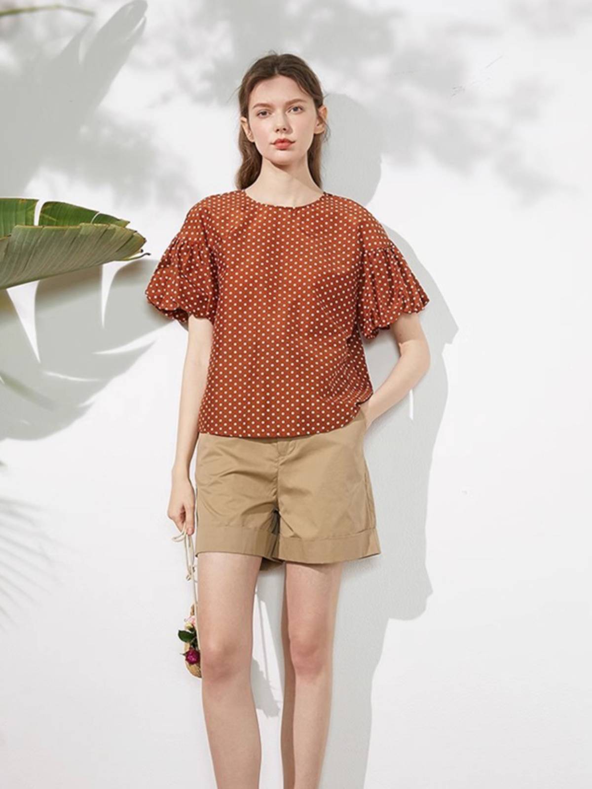 Real silk mulberry silk silk cotton exit original single OL high -end fashion foreign gas wave dot short -sleeved shirt top