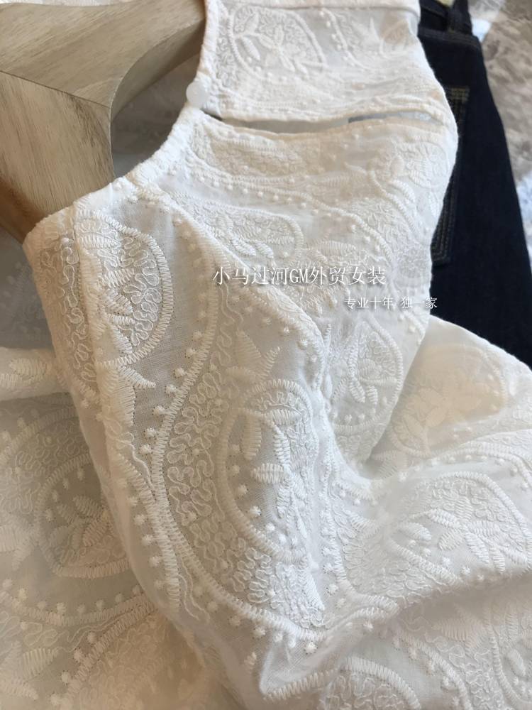 Original List!Giant giant, 100%high cotton water -soluble lace embroidered flower round neck shirt female