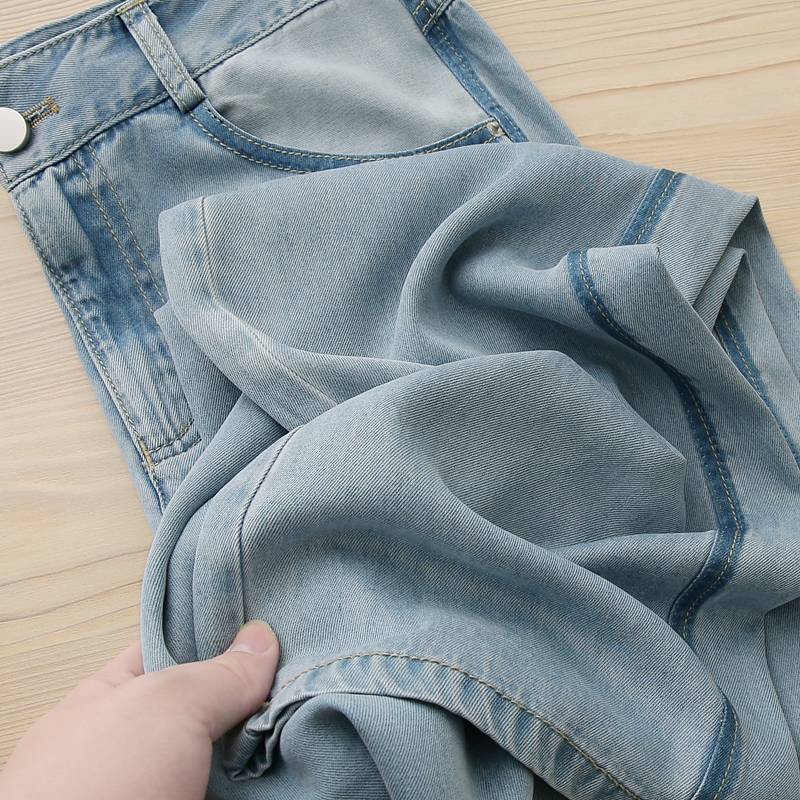 Tiansi+acetic acid is really cool!The vertical feeling is smooth ~ the side contrasting color straight tube small loose jeans female spring and summer