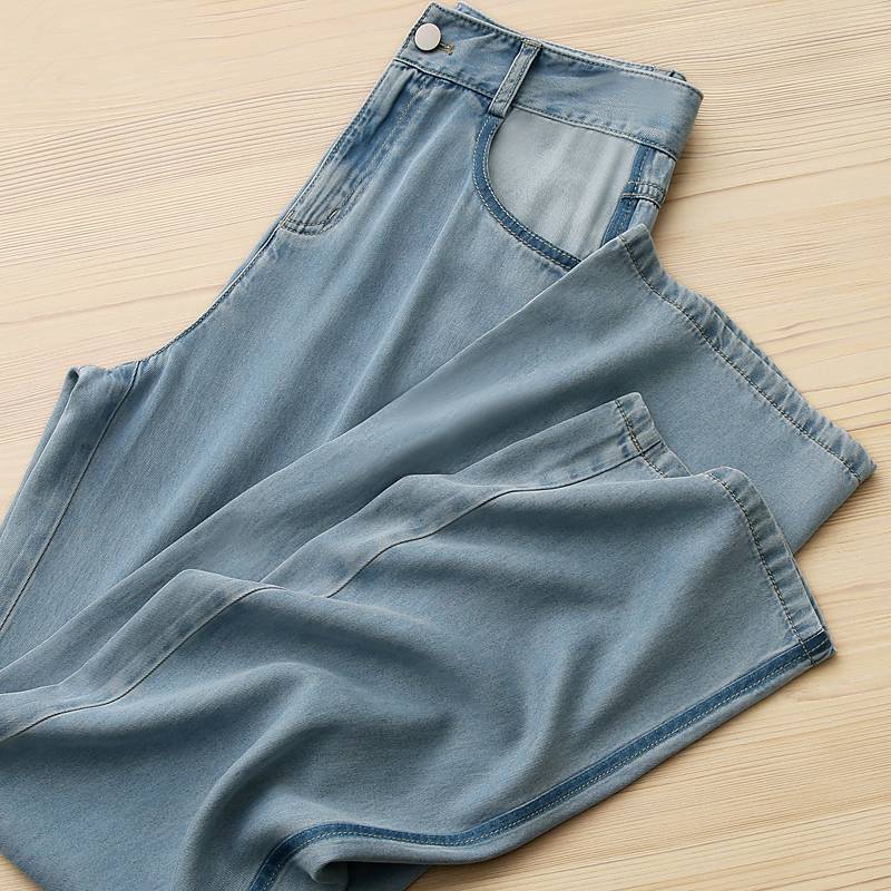 Tiansi+acetic acid is really cool!The vertical feeling is smooth ~ the side contrasting color straight tube small loose jeans female spring and summer