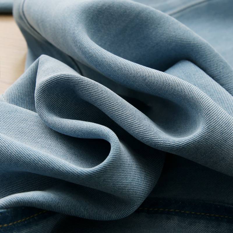 Tiansi+acetic acid is really cool!The vertical feeling is smooth ~ the side contrasting color straight tube small loose jeans female spring and summer