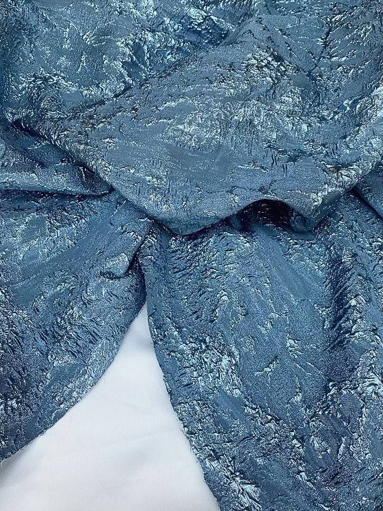 Tail single three -dimensional relief metallic flower blooming fabric shiny show show dress skirt designer cloth material